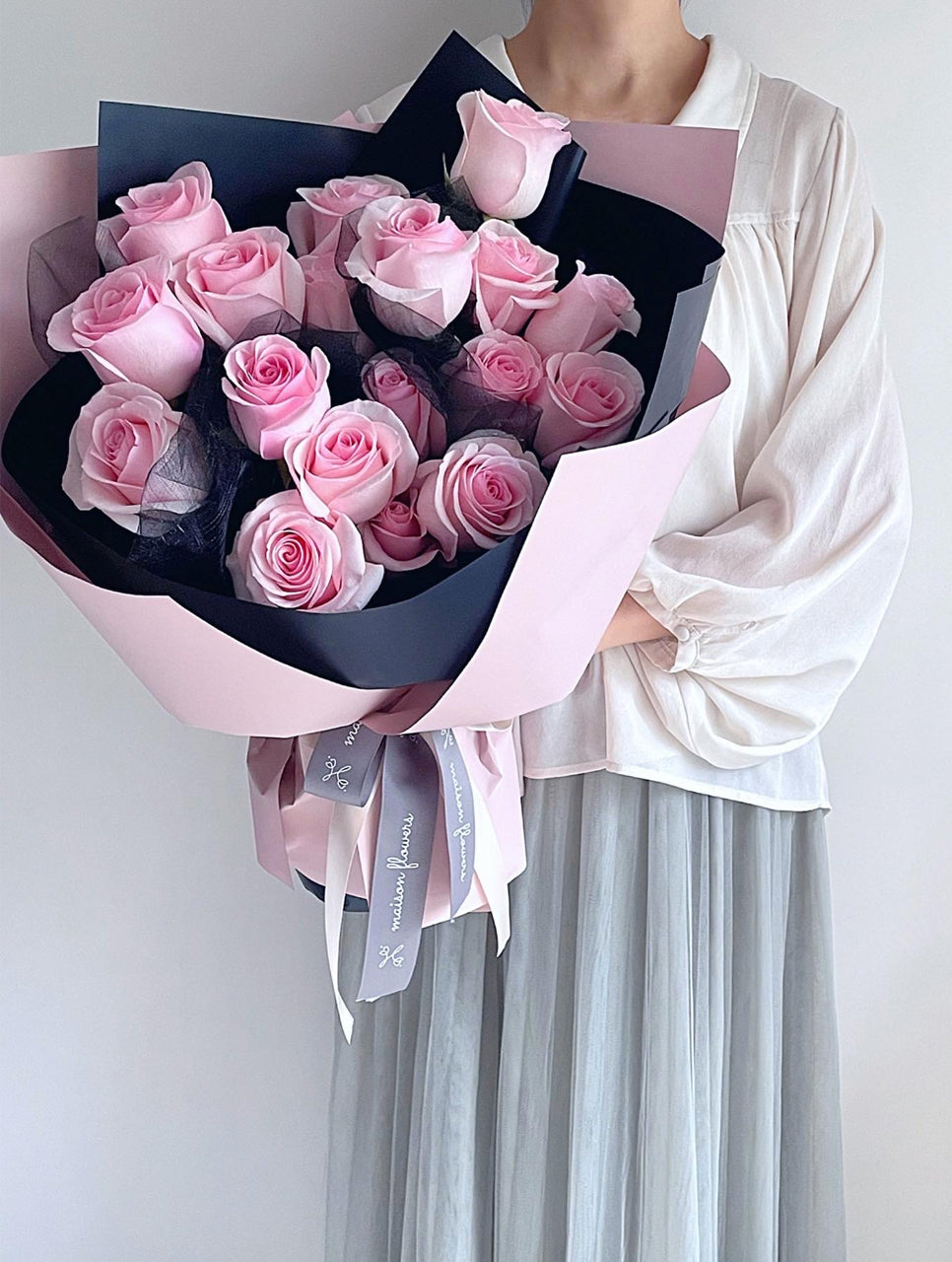 19 stems pink rose bouquet, ecuador roses