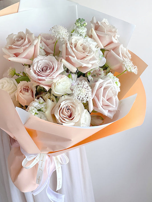 Quicksand Rose Bouquet
