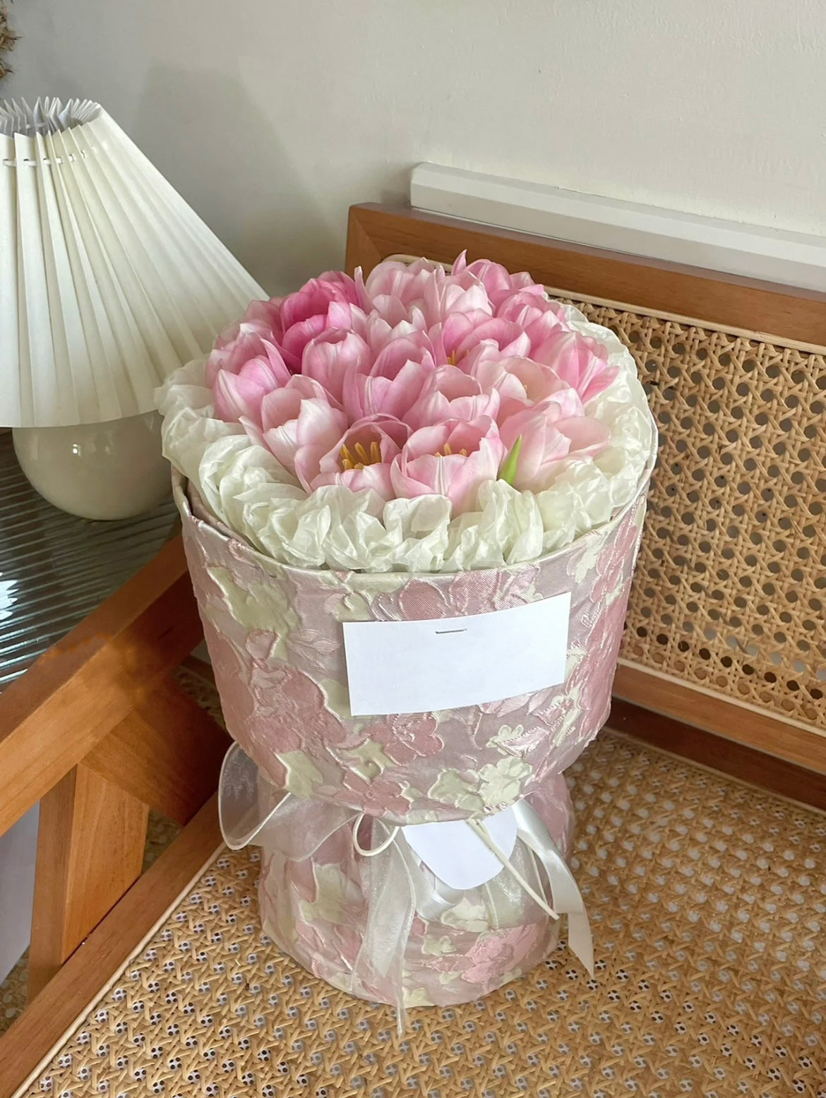 Tulip Adore 花束