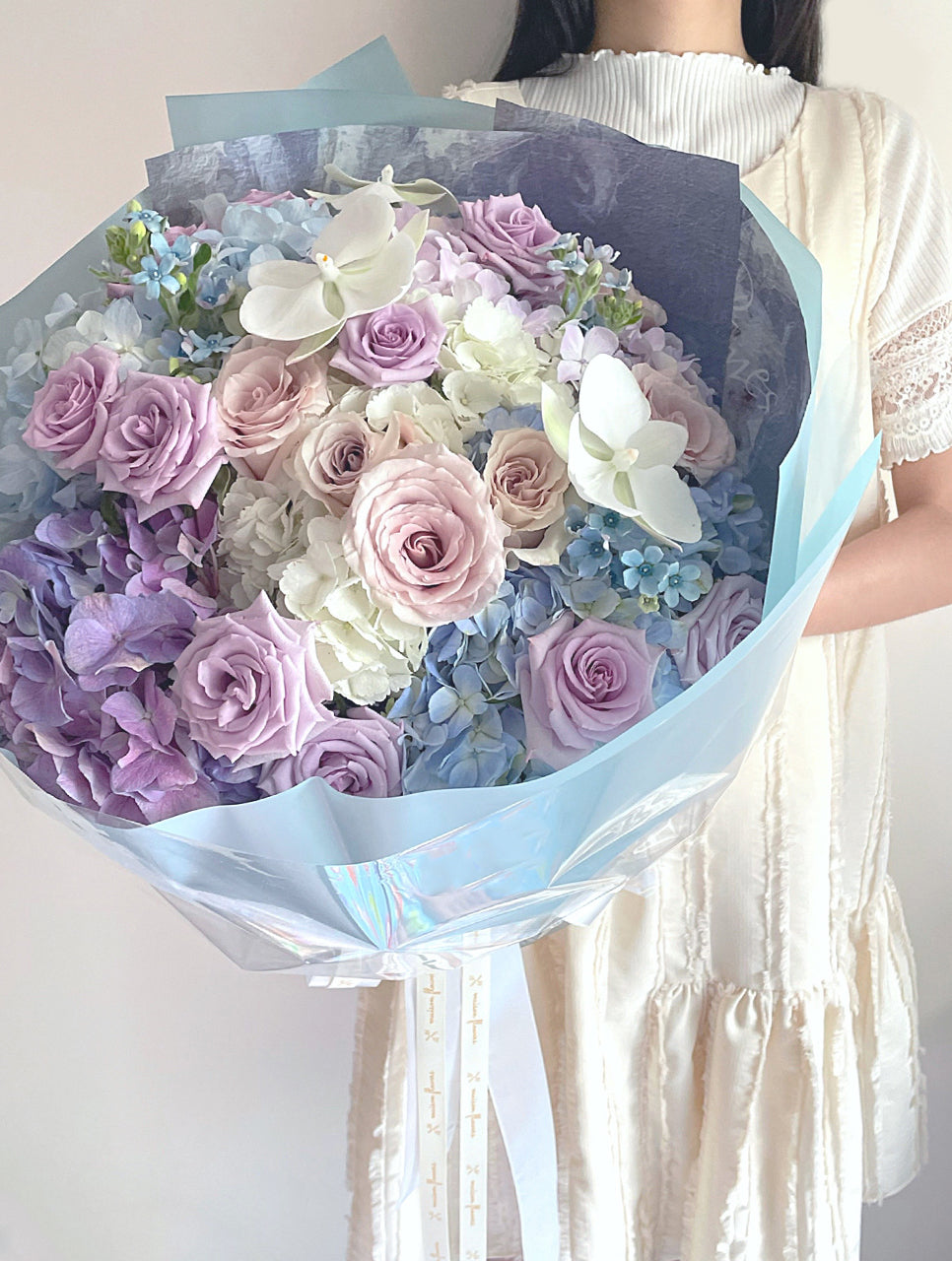 繡球玫瑰花束, Manta Rose Bouquet