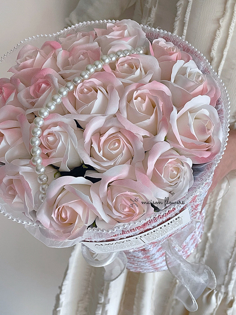 永生粉紅玫瑰花束