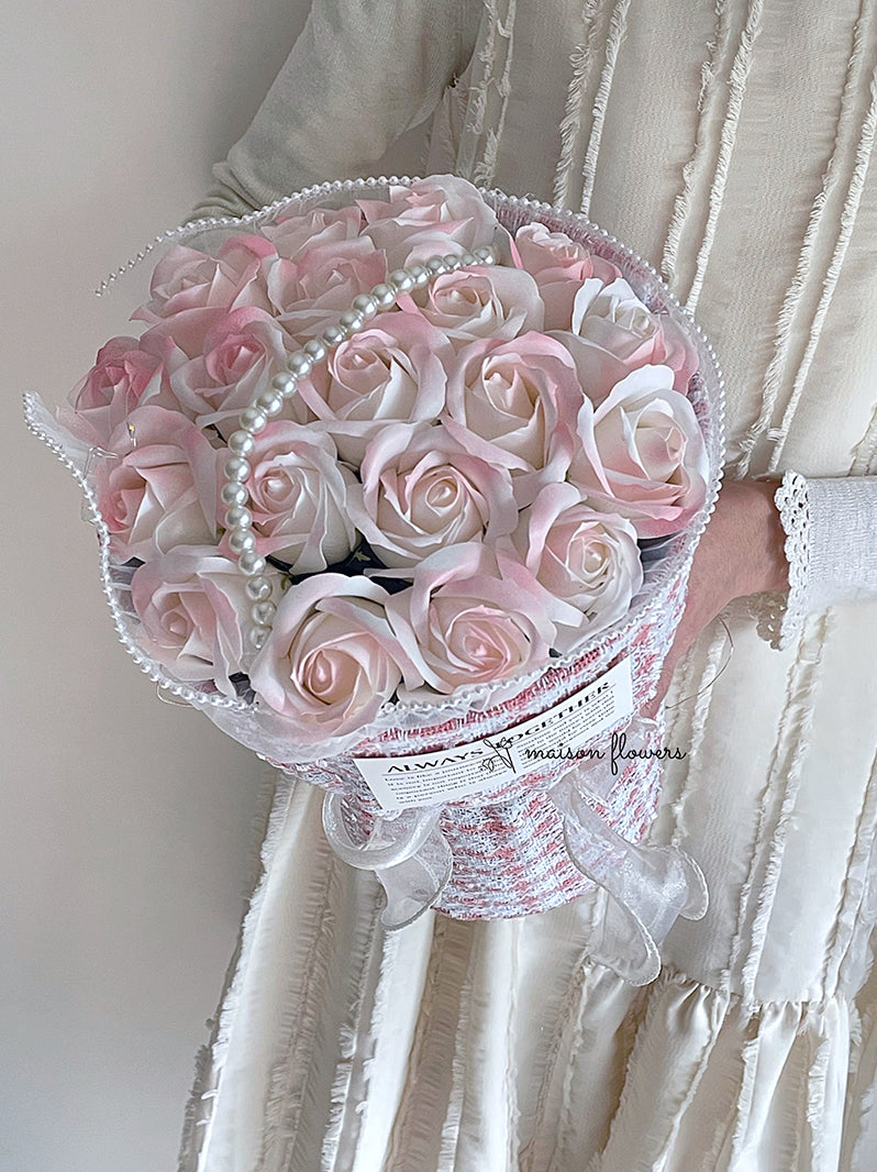 永生粉紅玫瑰花束