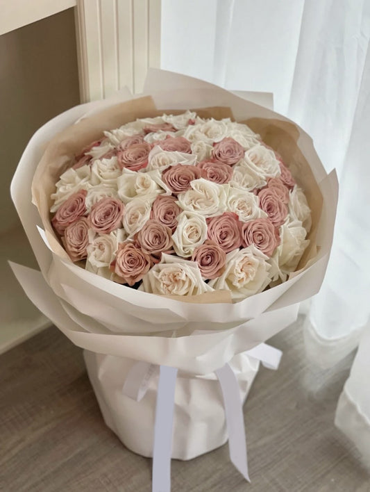 Cappuccino x Pure White Rose Bouquet of 50 Roses